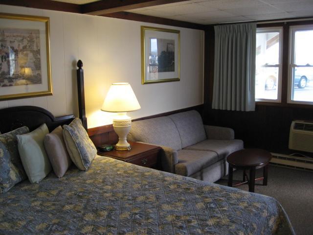 Sea Whale Motel Мидлтаун Экстерьер фото
