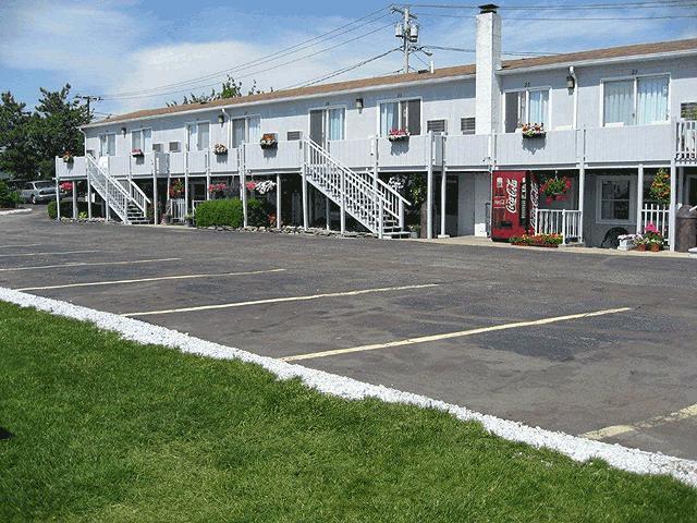 Sea Whale Motel Мидлтаун Экстерьер фото